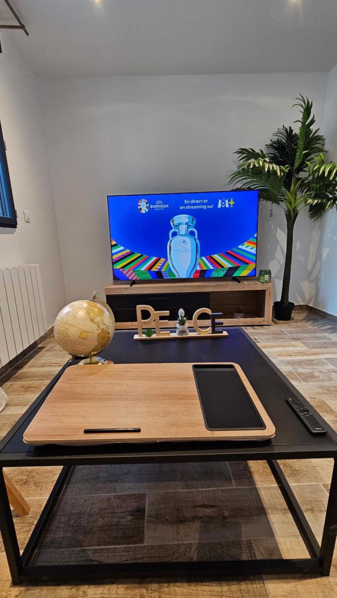 Magnifique Appartement A ブゾン エクステリア 写真
